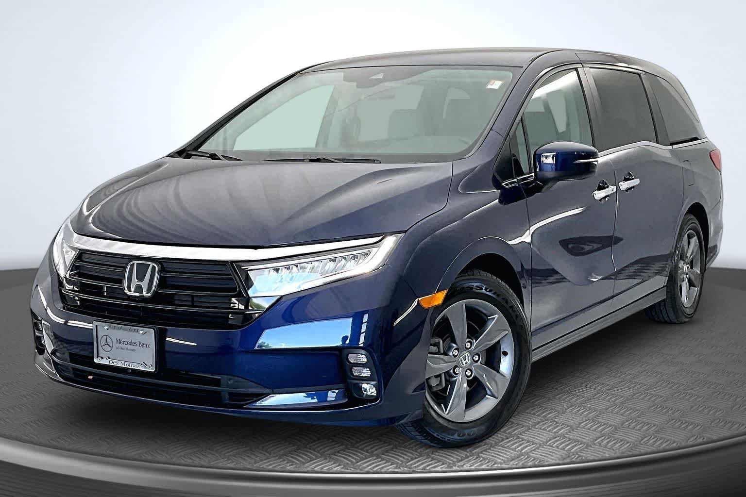 2024 Honda Odyssey Touring's photo