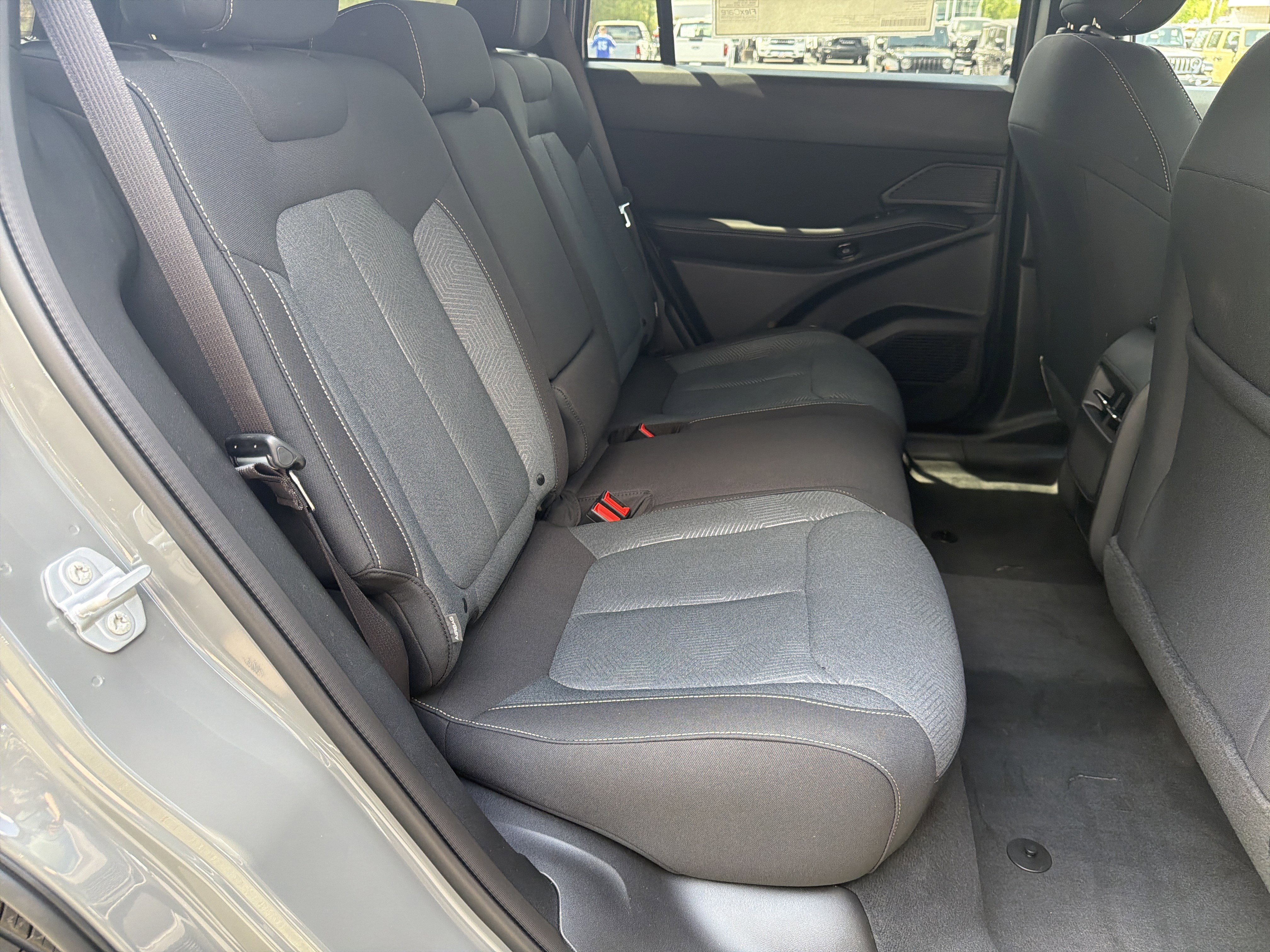 New 2026 Sting-Gray Clearcoat Jeep Laredo image 18