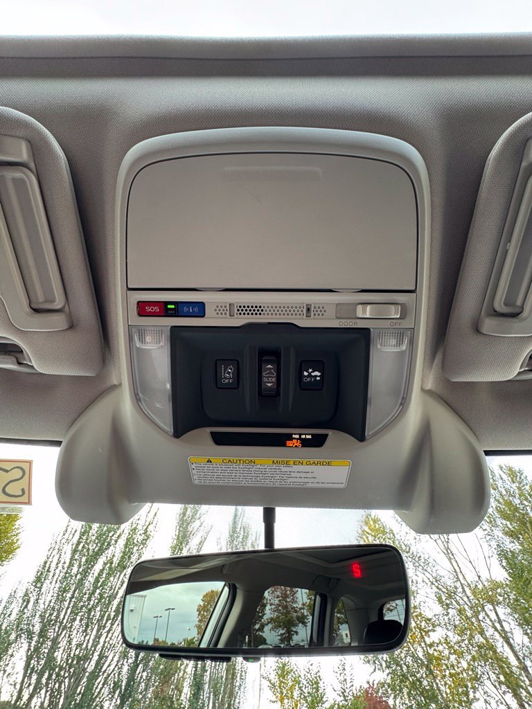 Used 2019 Ice Silver Metallic Subaru Touring image 23