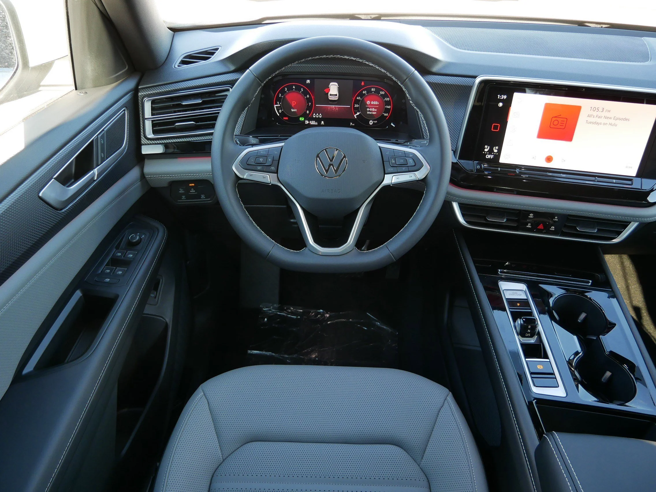 New 2026 Opal White Pearl Volkswagen 2.0T SEL image 7