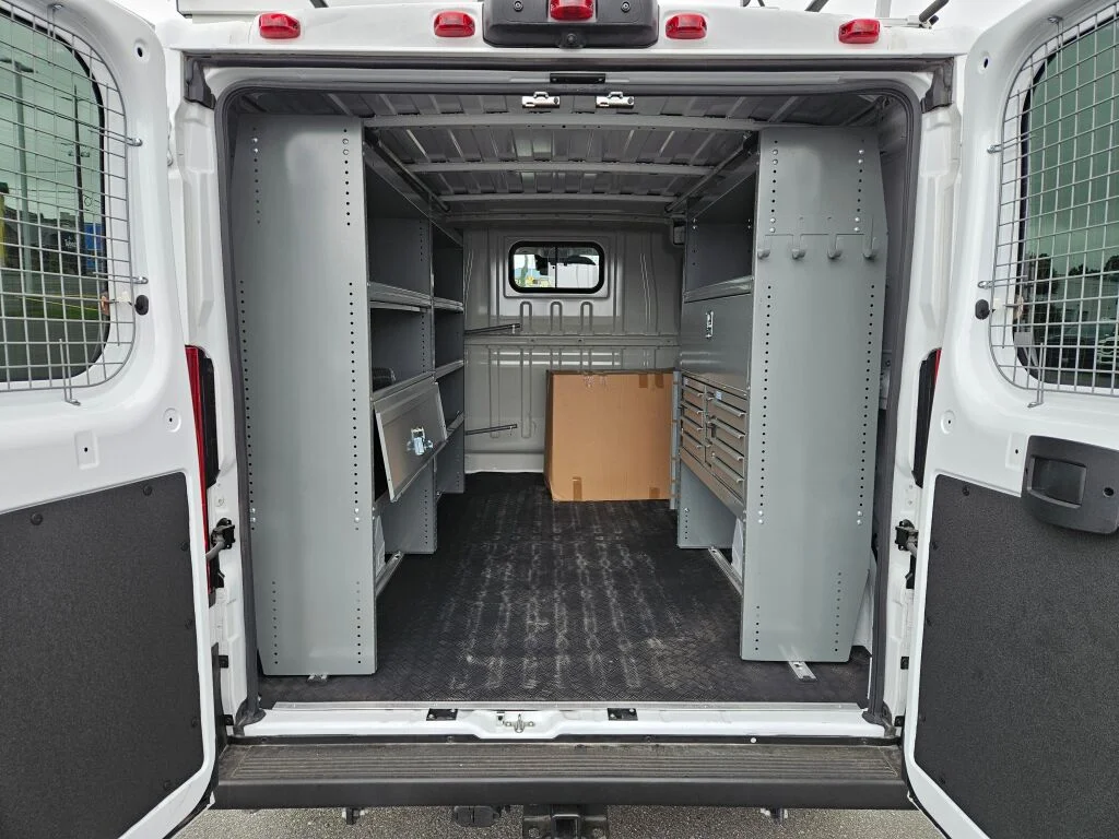 Used 2025 White Ram Base image 12