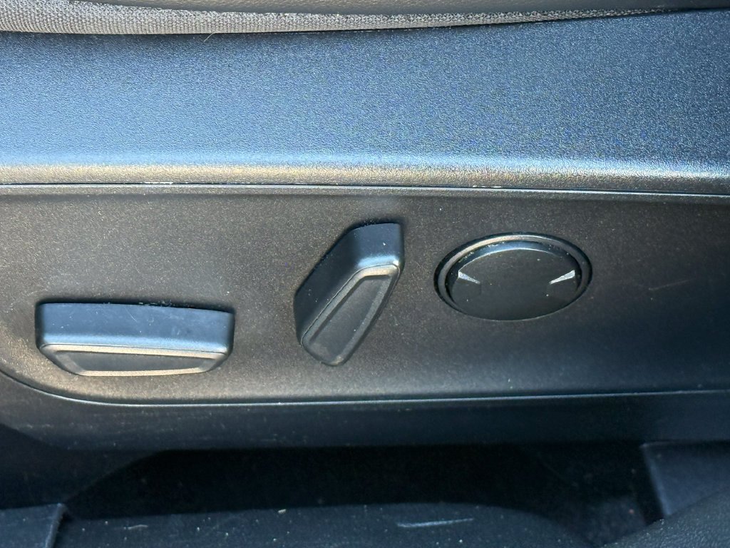 Used 2025 Black Ford ST-Line Select image 21