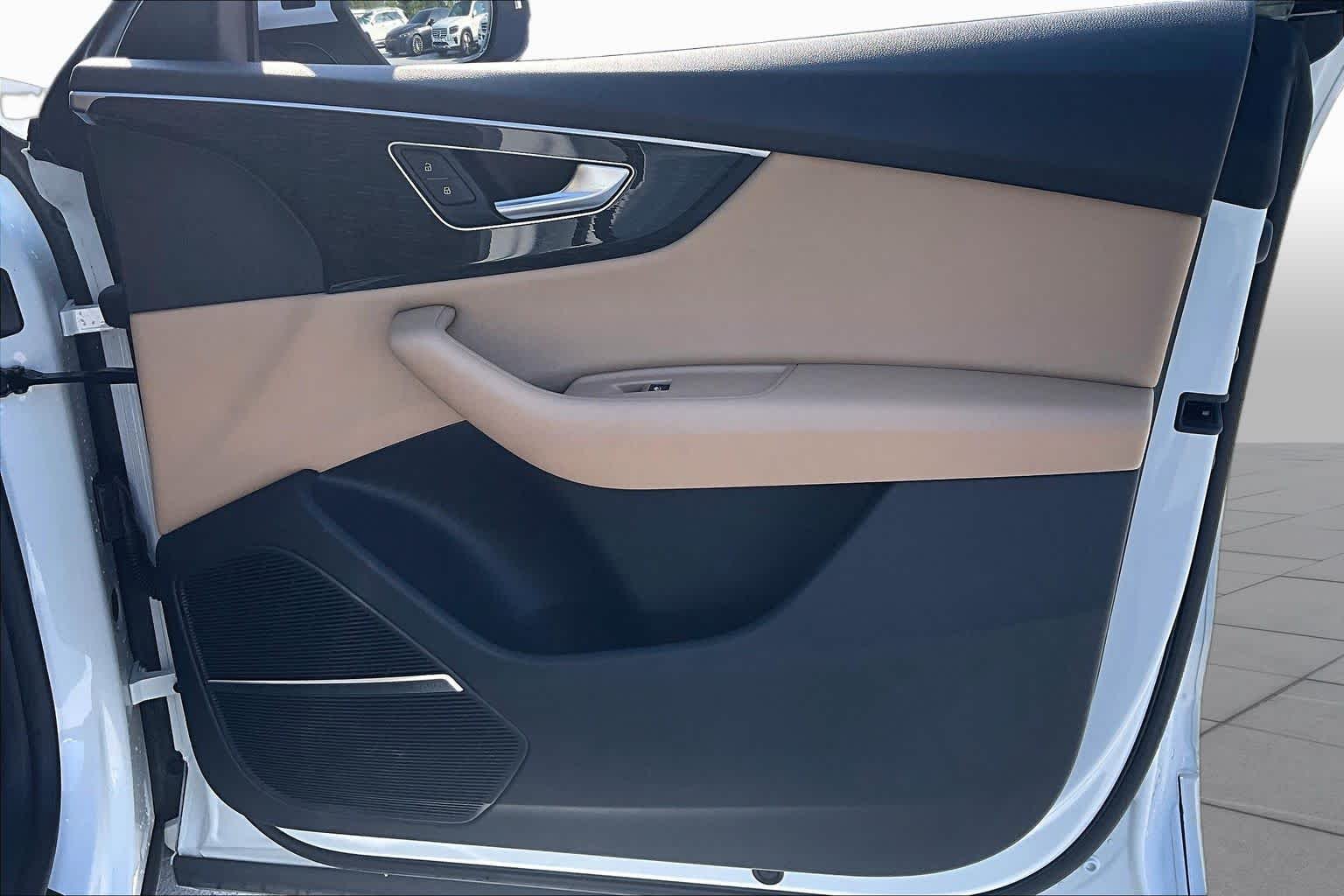 Used 2019 Glacier White Metallic Audi Prestige image 23