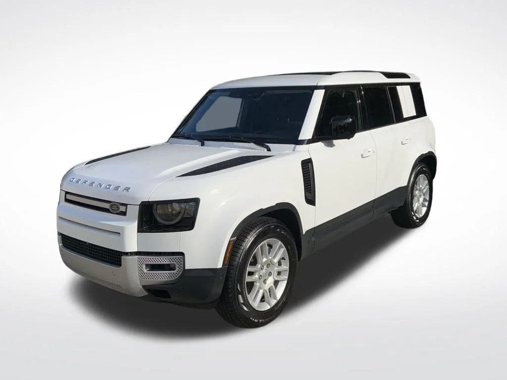 2025 Land Rover Defender 110 S P400's photo