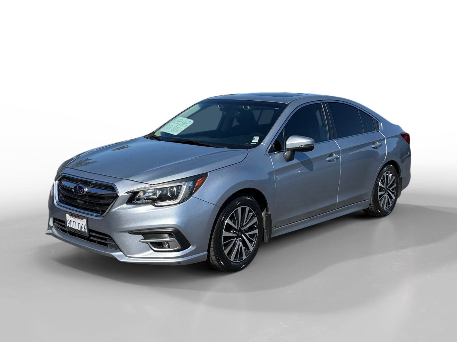 2018 Subaru Legacy 2.5i Premium's photo