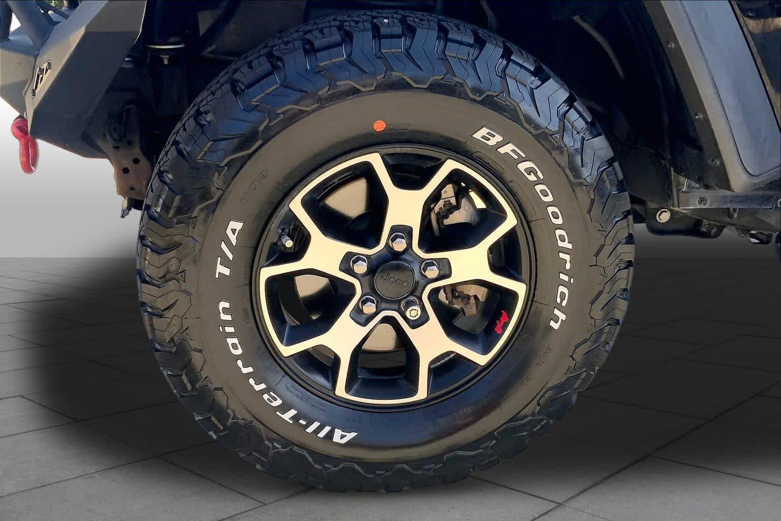 Used 2020 Black Clearcoat Jeep Rubicon image 9