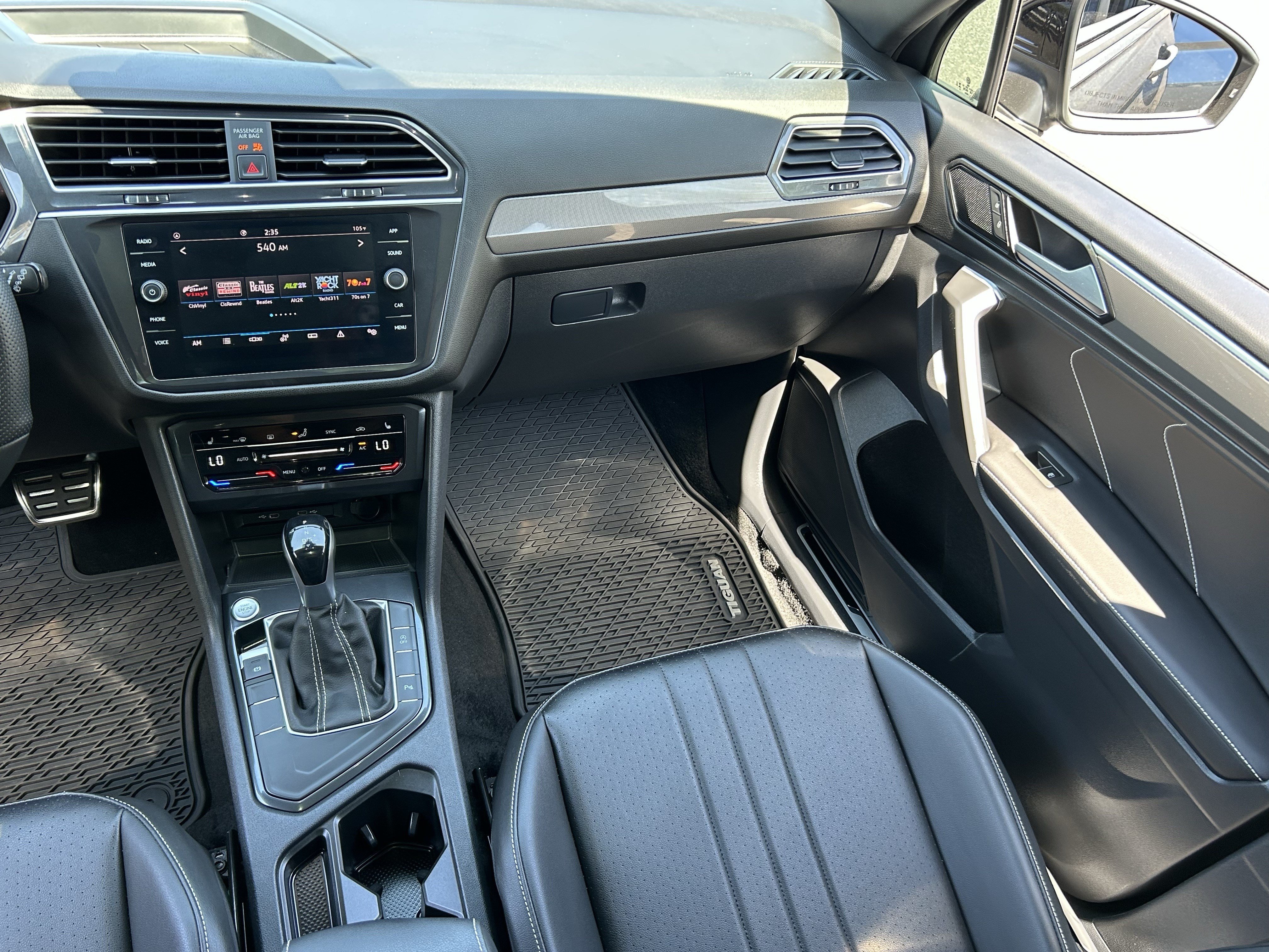 Used 2024 Platinum Gray Metallic Volkswagen SE R-Line Black image 15