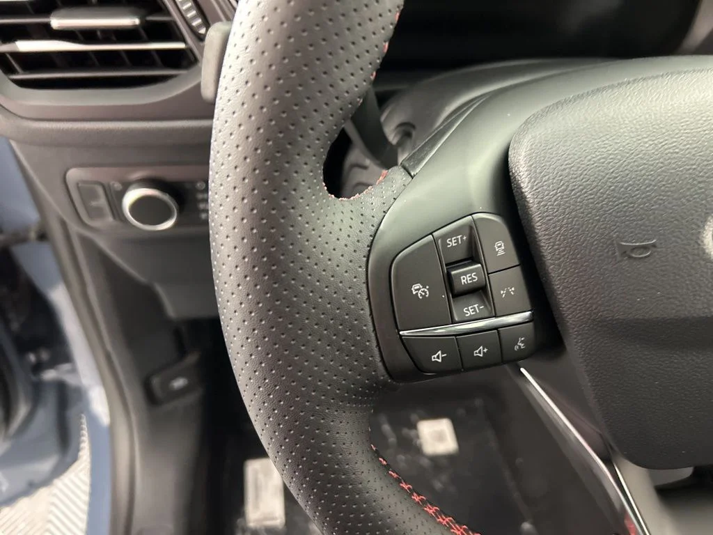 2026 Ford Escape ST-Line - Photo 10