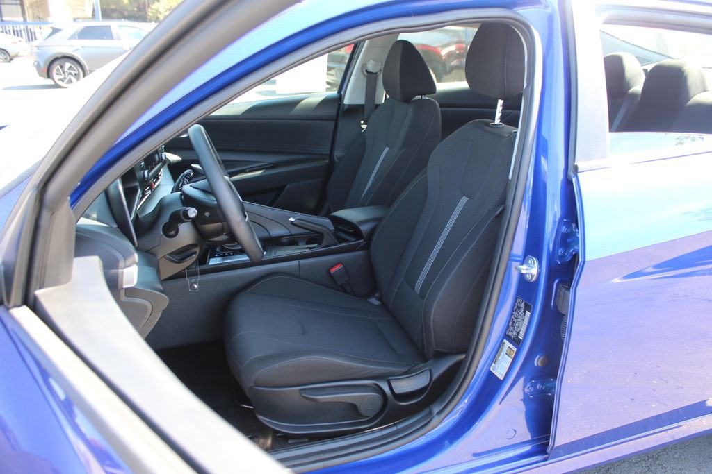 Certified Used 2025 Blue Hyundai SE image 12