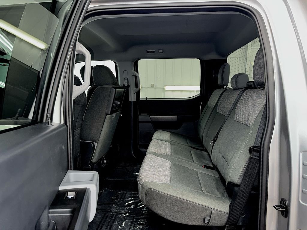 Used 2023 Silver Ford XLT image 20