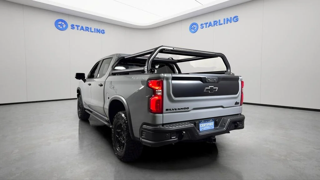 Used 2025 Slate Gray Metallic Chevrolet ZR2 image 6
