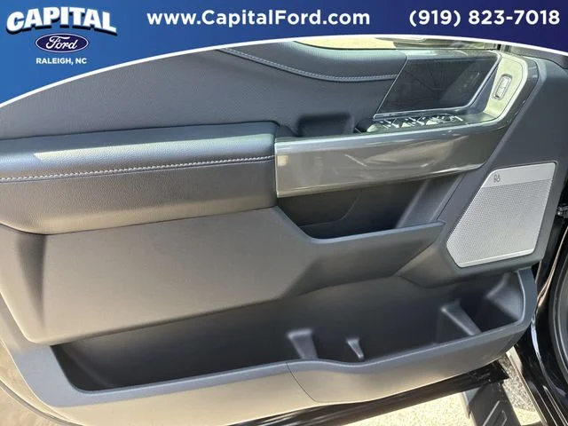 Used 2023 Black Ford XLT image 20