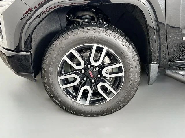 Used 2021 Black GMC AT4 image 26