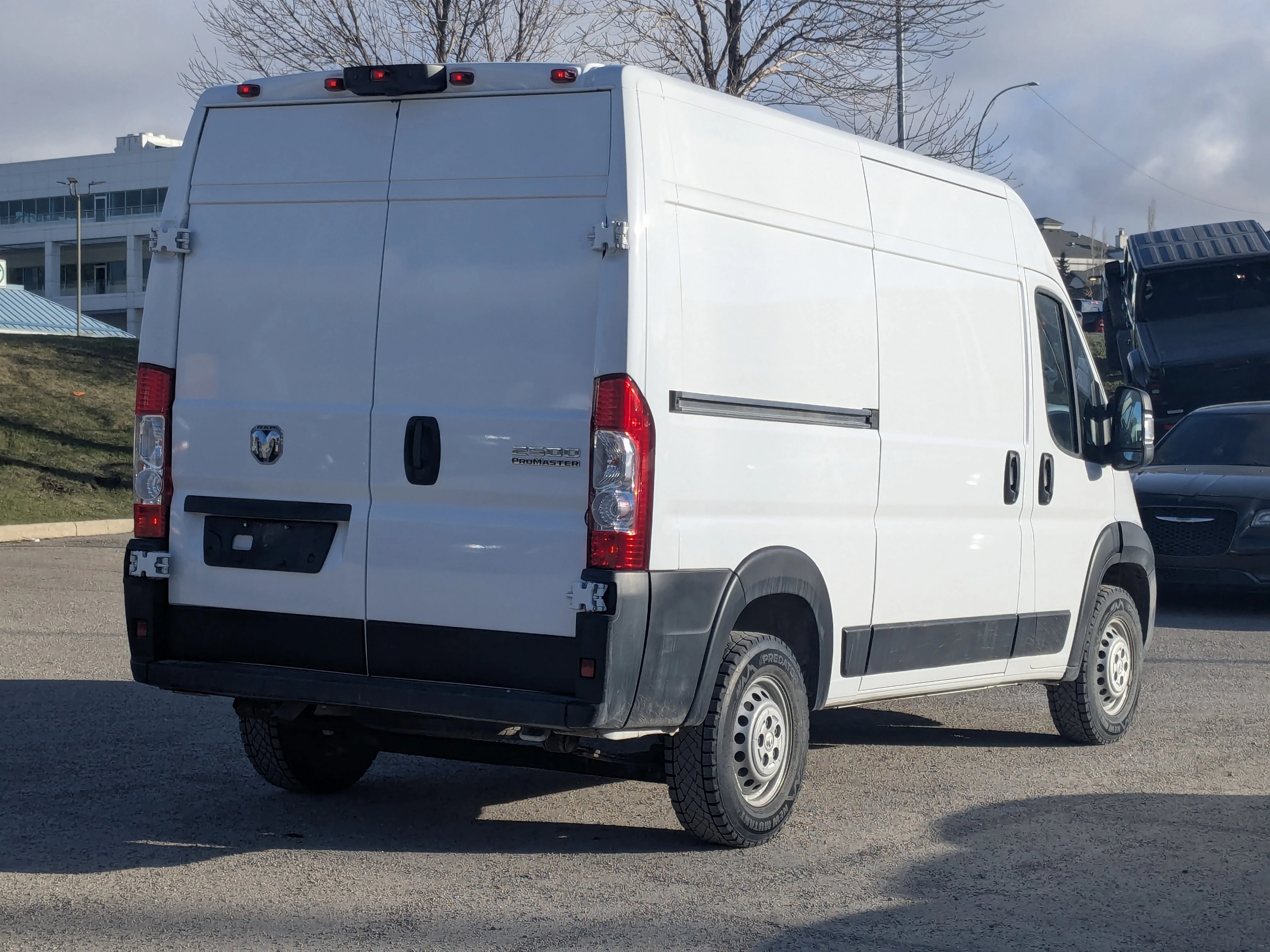 Used 2025 White RAM Tradesman - C/V HR 136 WB * - Pkg 22B - Convenience Grp - Mopar Cargo Mat - Wall Paneling & More image 8