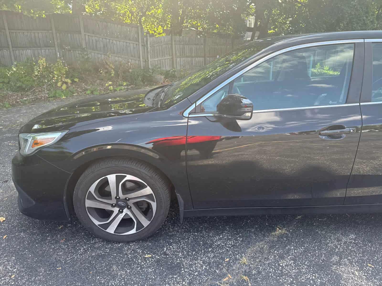 Used 2020 Crystal Black Silica Subaru Limited image 4