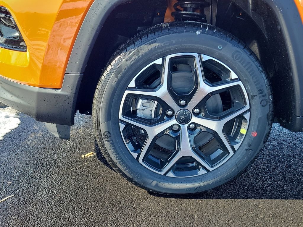 New 2026 Joose (DISC) Jeep Limited image 9