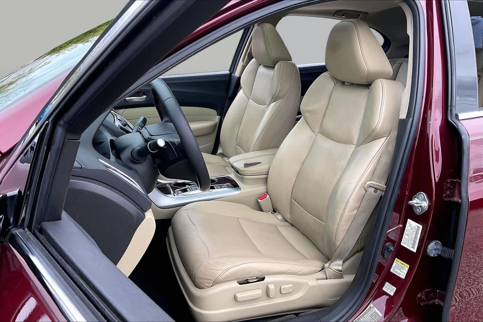 Used 2015 Basque Red Pearl II Acura V6 Tech image 8