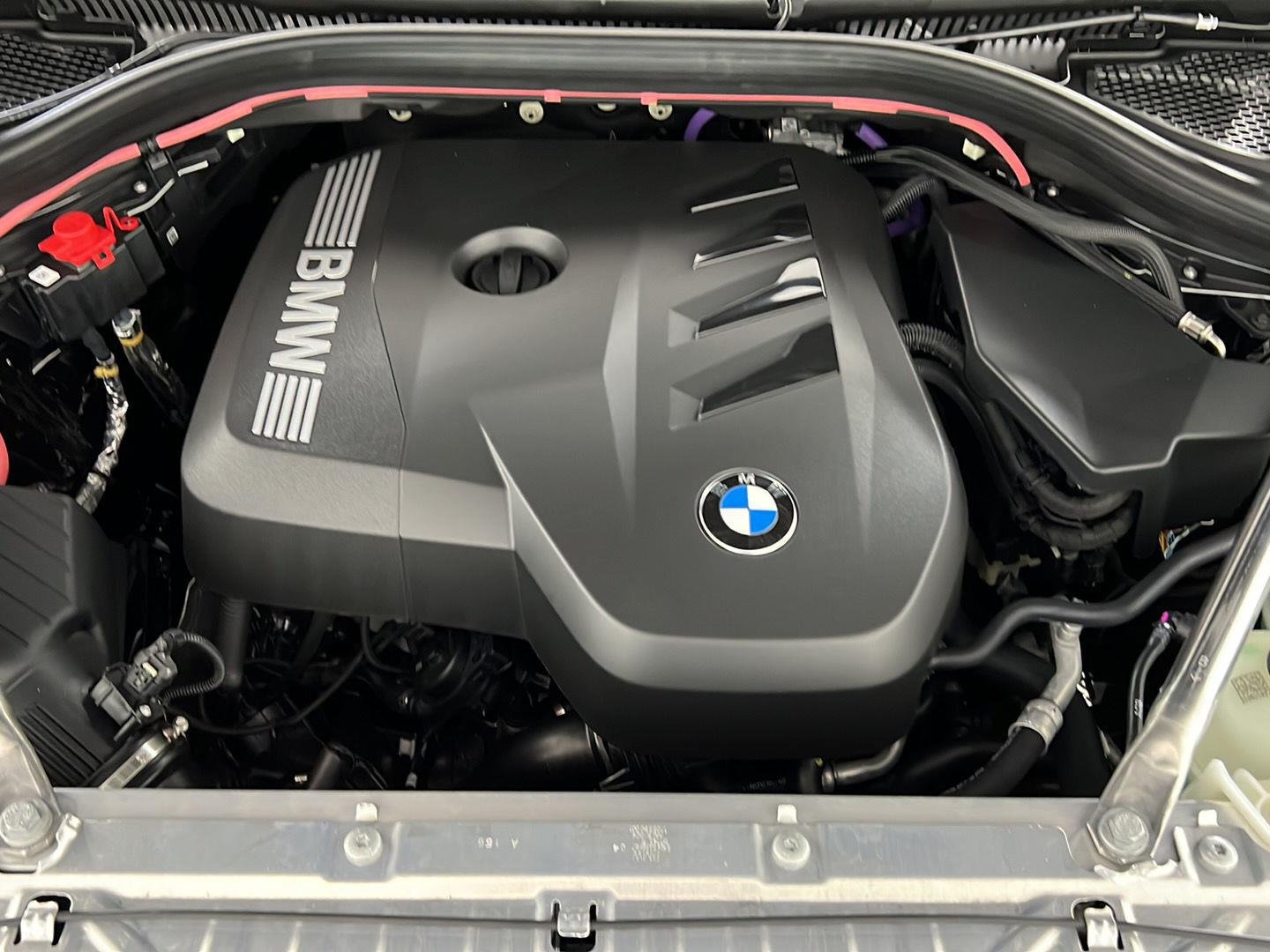 New 2026 Black Sapphire Metallic BMW 30 xDrive image 28