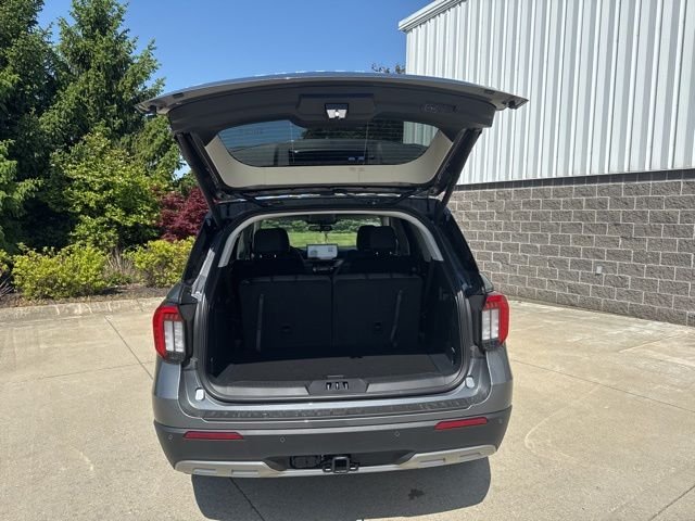 New 2026 Carbonized Gray Metallic Ford Active image 7