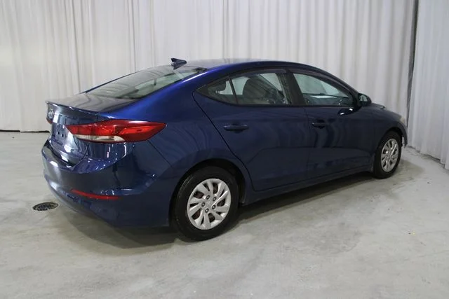 Used 2017 Blue Hyundai SE image 27