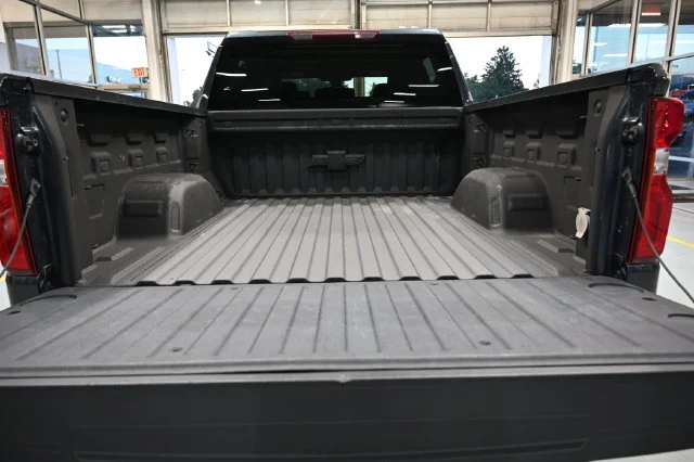 Used 2022 SHADOW GRAY METALLIC Chevrolet Custom Trail Boss image 7