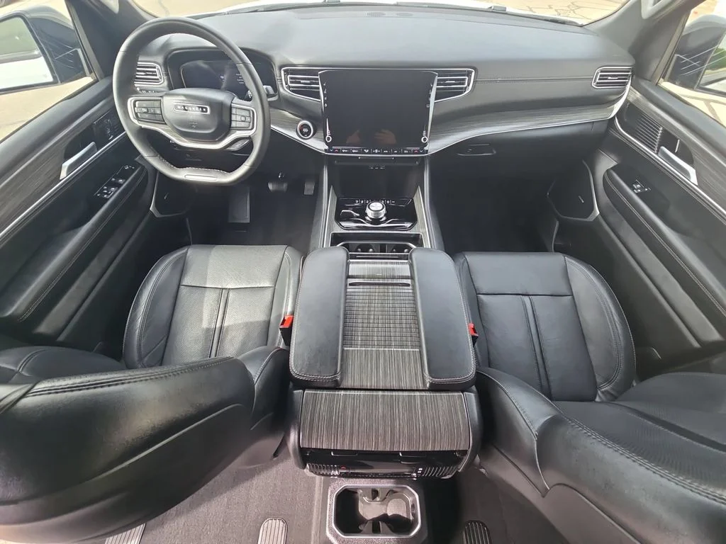Used 2024 White Jeep Series II image 32