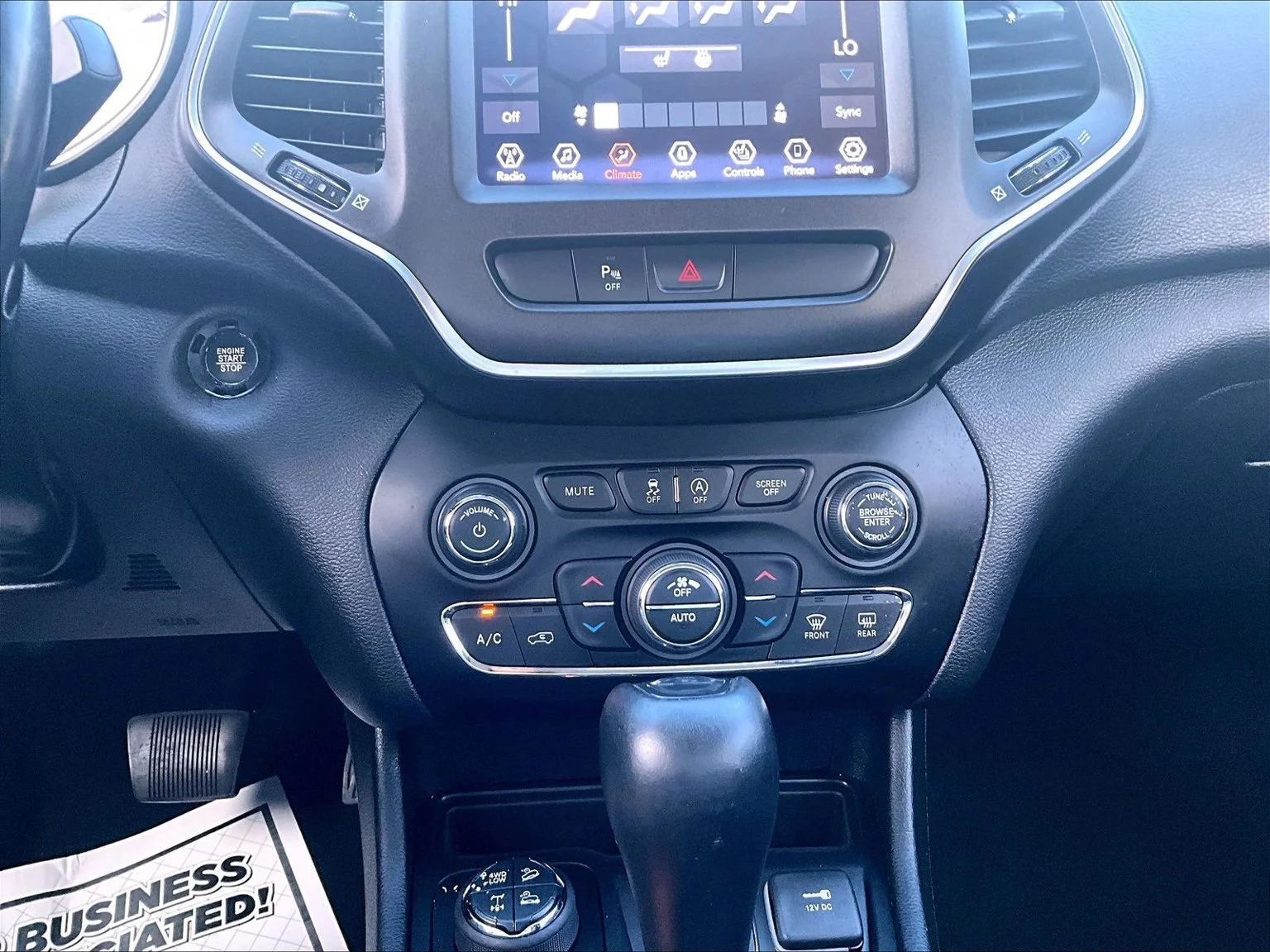 Used 2020 Black Jeep Trailhawk image 31