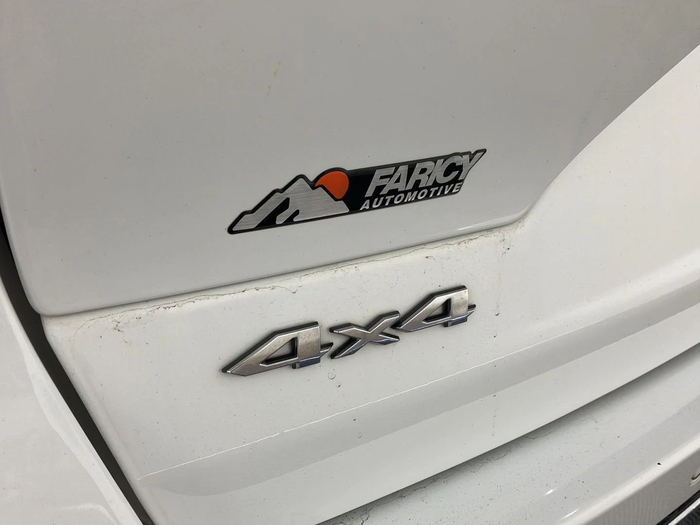 Used 2022 Bright White Clearcoat Jeep Overland image 30