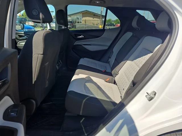 Used 2024 Summit White Chevrolet LT image 24