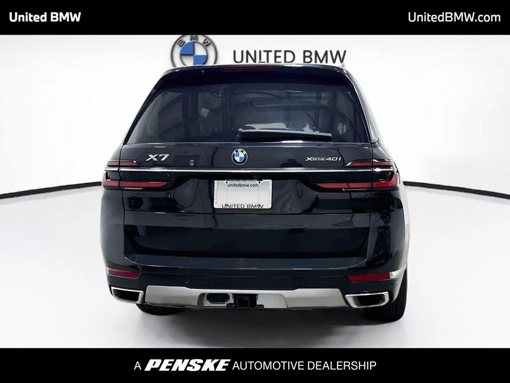 Used 2024 Black Sapphire Metallic BMW xDrive40i image 6