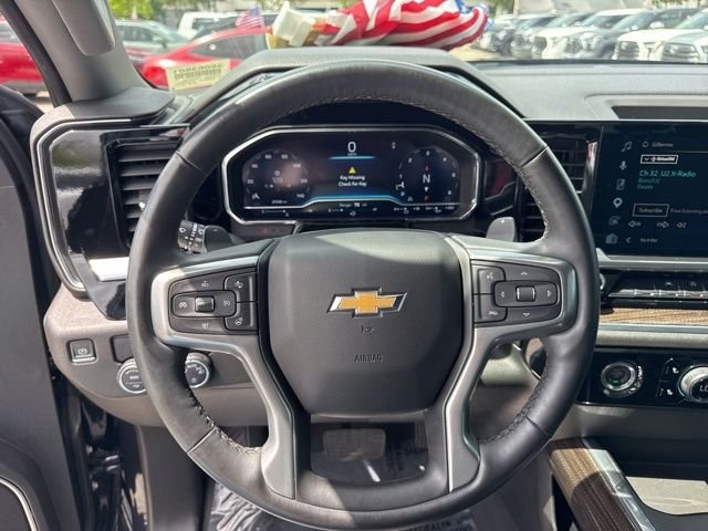 Used 2023 Gray Chevrolet LT image 24