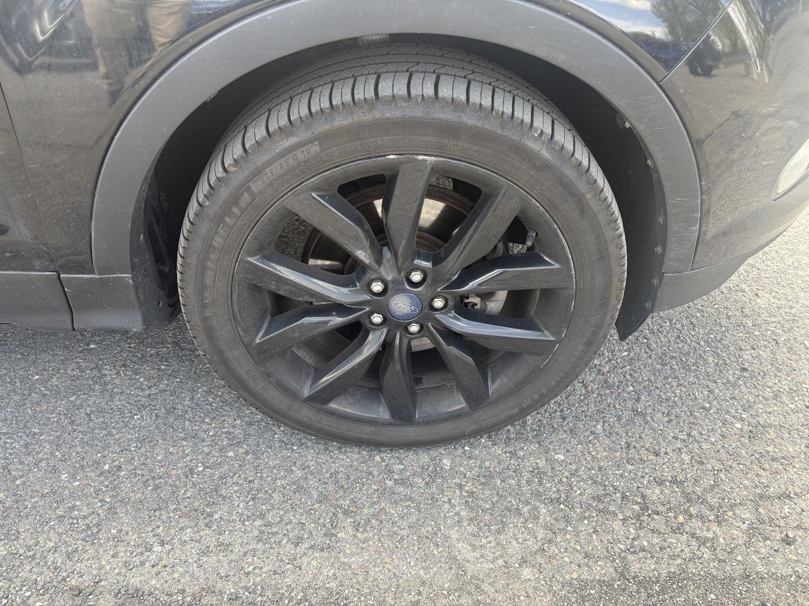Used 2017 Canyon Ridge Metallic Ford Titanium image 11