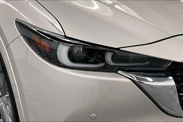 Used 2025 Platinum Quartz Metallic Mazda 2.5 S Premium Plus Package AWD-Sunroof-Adaptive Cruise-Htd Leather image 35