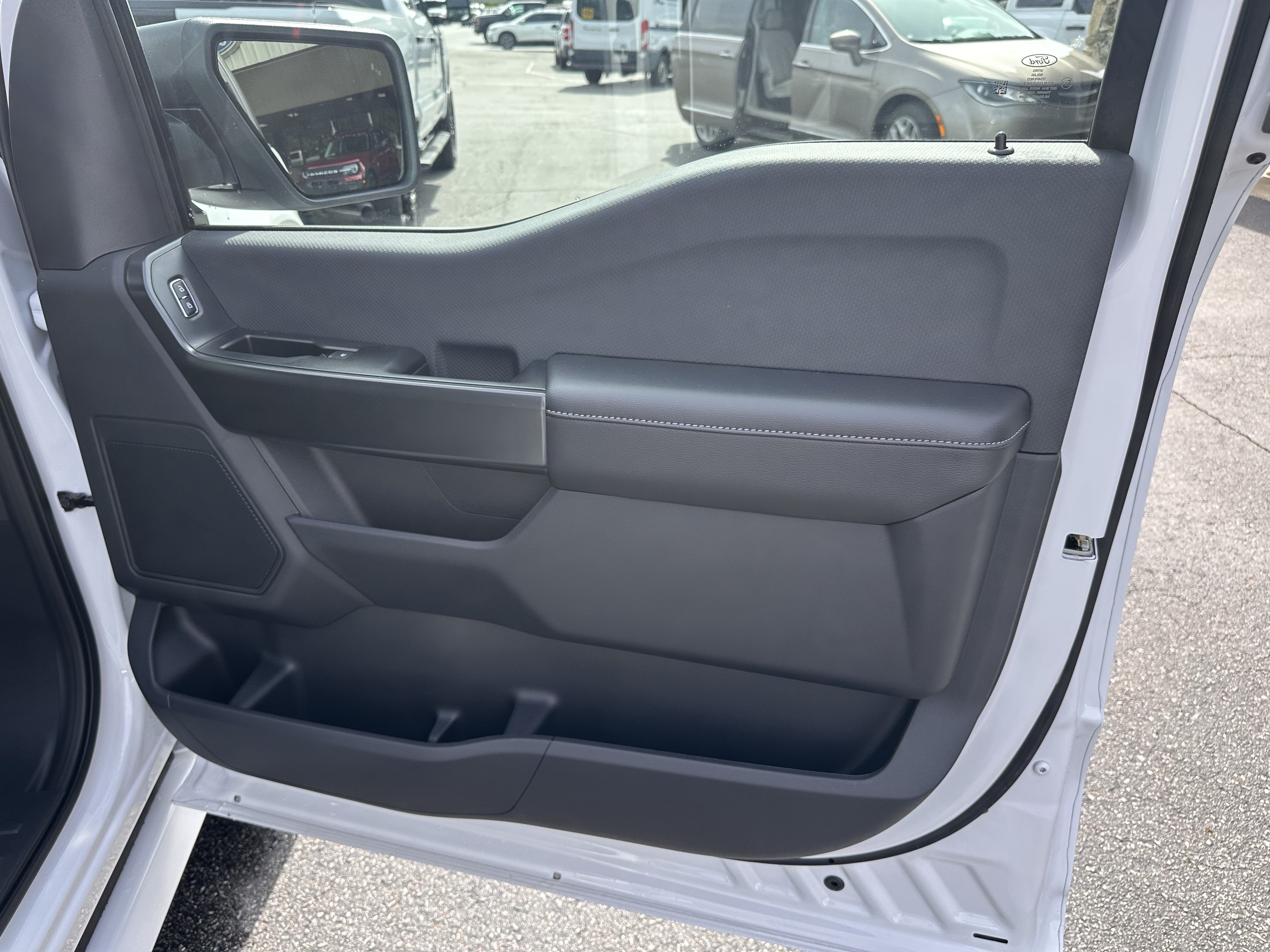 New 2026 Oxford White Ford STX® image 14