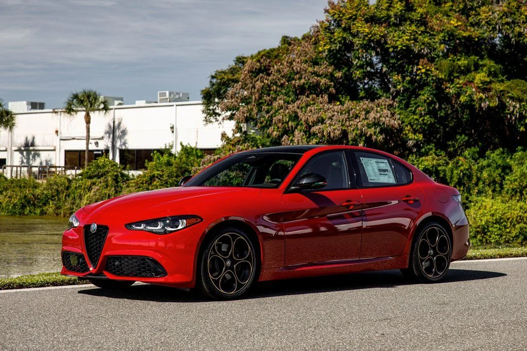 2025 Alfa Romeo Giulia Intensa - Photo 7