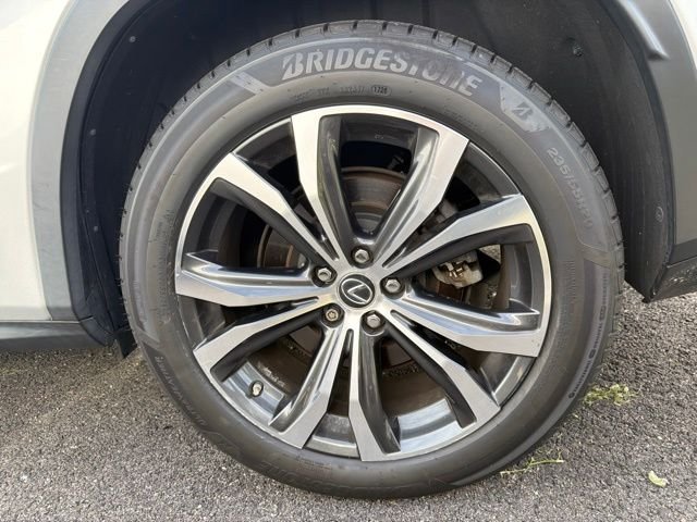 Used 2019 Silver Lexus 350L image 5