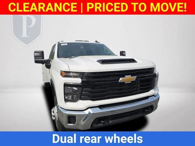 New 2025 Summit White Chevrolet Work Truck image 15