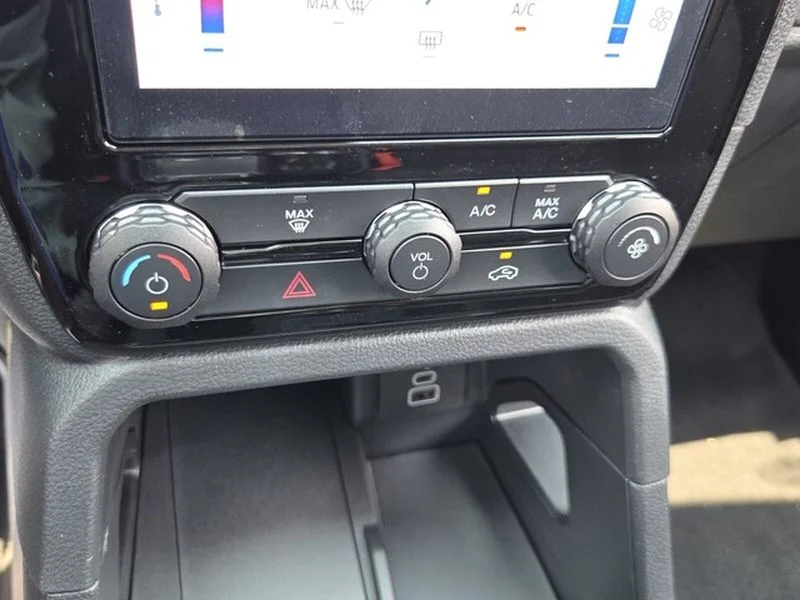 New 2026 Avalanche Ford XLT image 21