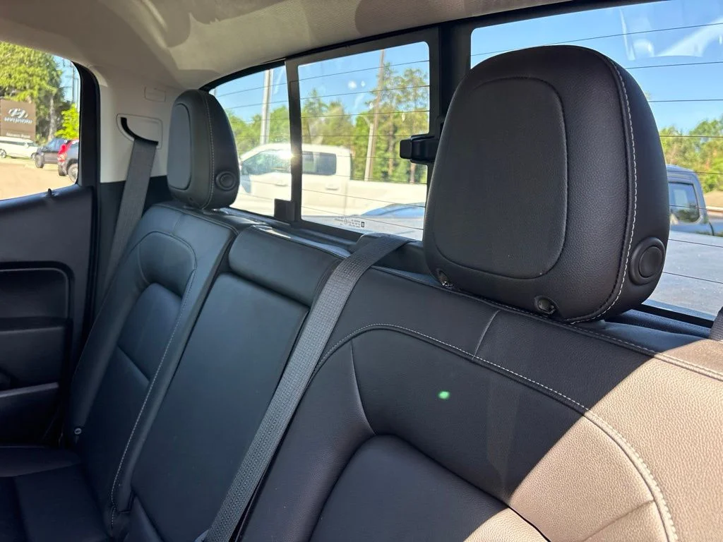 Used 2018 Black Chevrolet ZR2 image 25