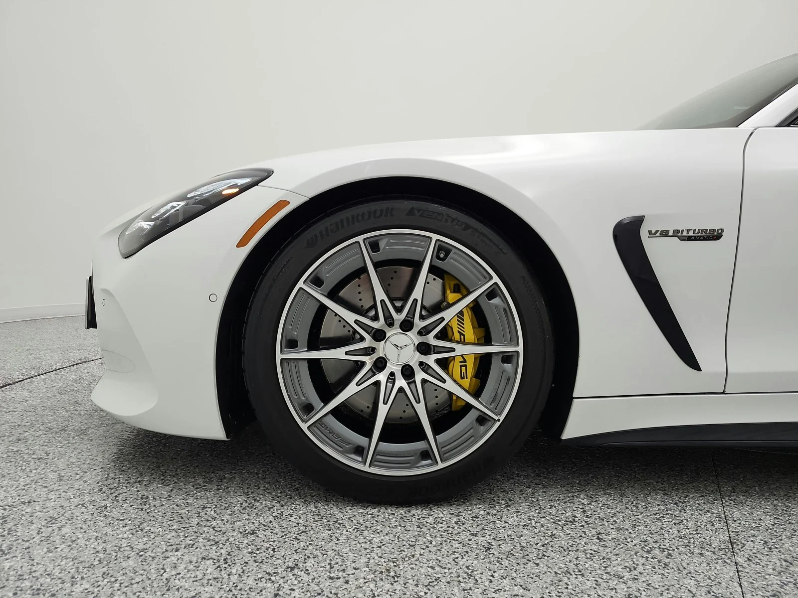 Certified Used 2024 MANUFAKTUR Moonlight White Metallic Mercedes-Benz AMG® GT 55 Coupe image 16