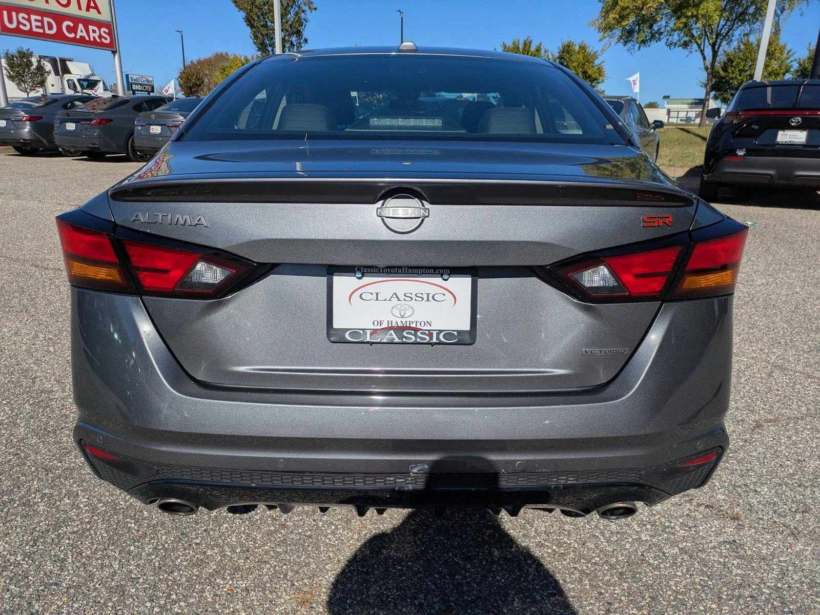 Used 2024 Gun Metallic Nissan 2.0 SR image 5