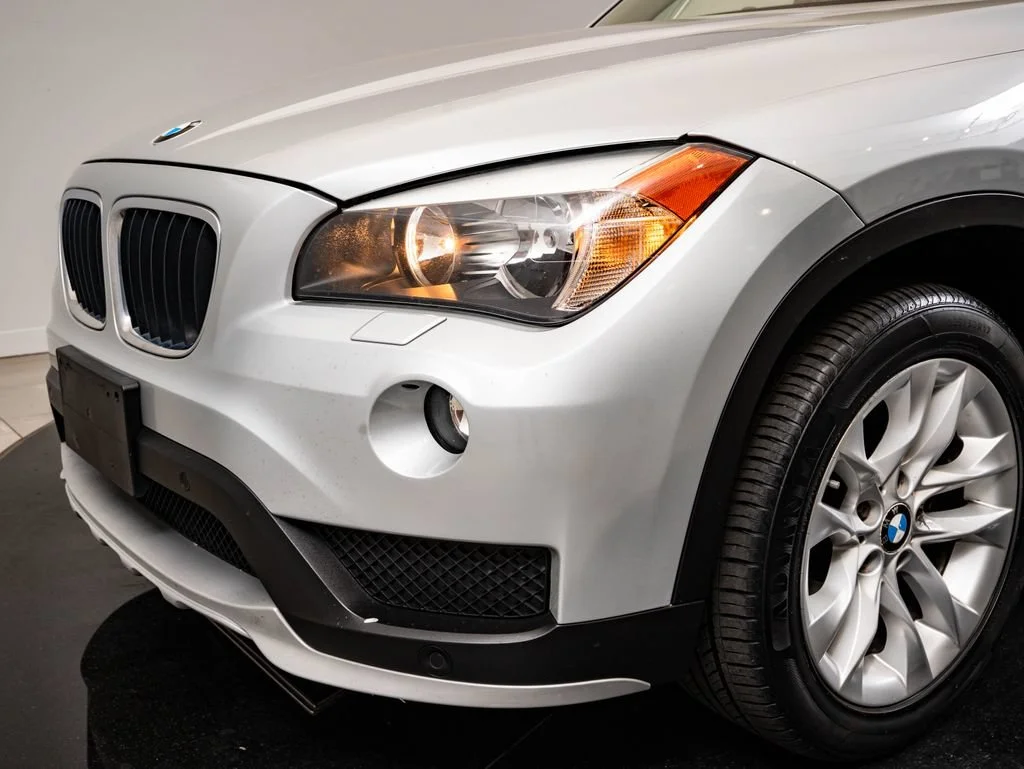 Used 2015 Glacier Silver Metallic BMW xDrive28i image 3