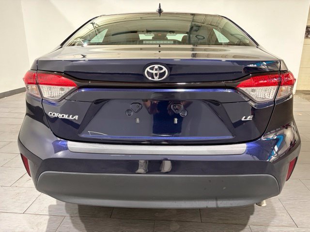 Used 2024  Toyota LE image 4
