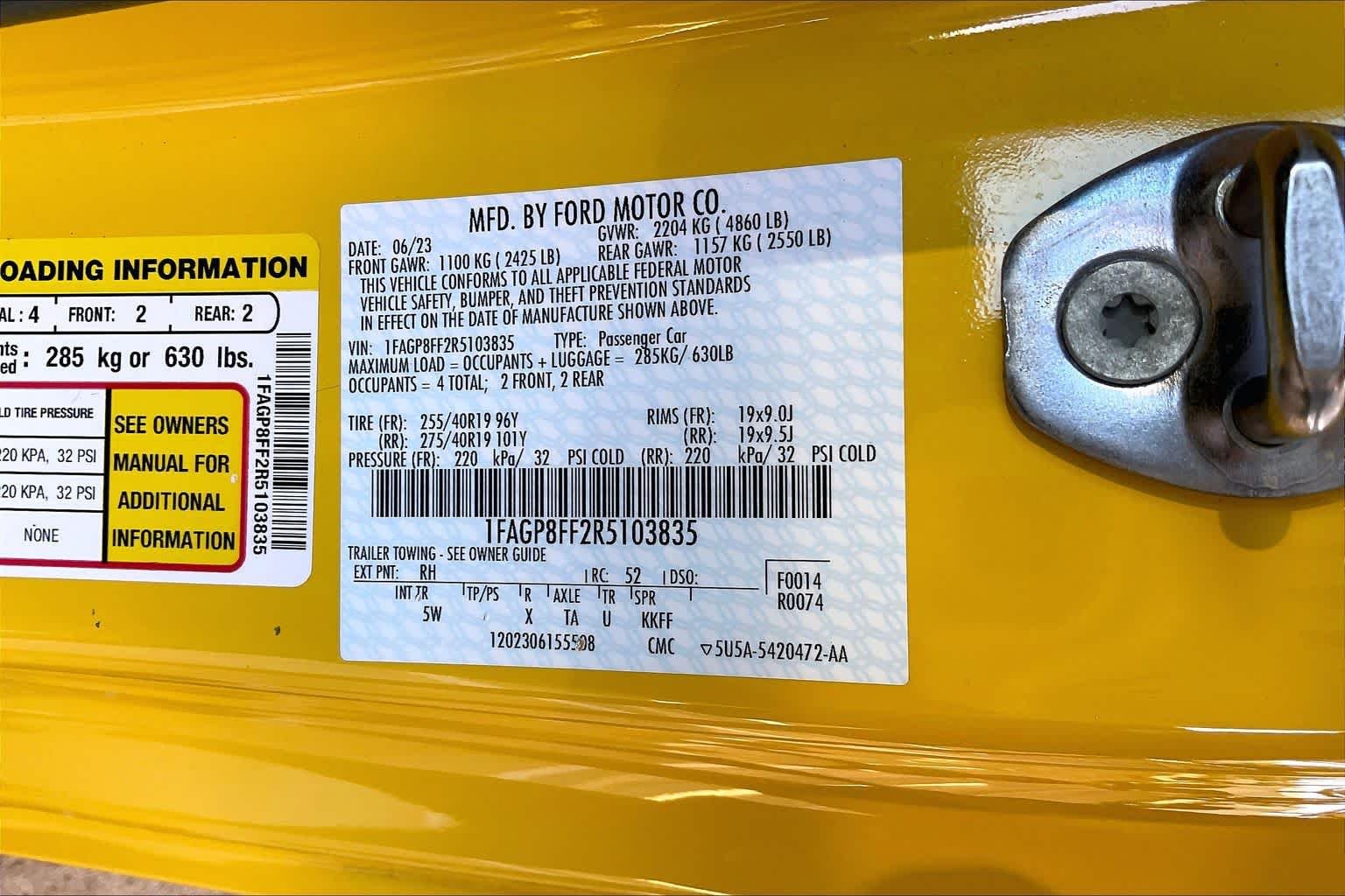 Used 2024 Yellow Splash Metallic Tri-coat Ford GT Premium image 31