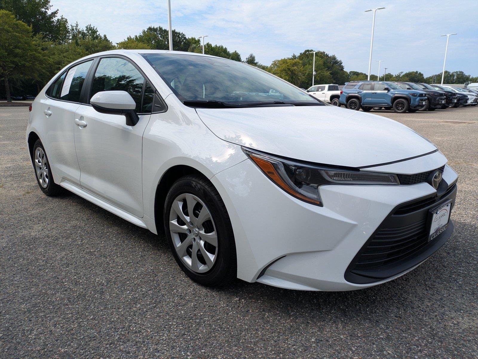Used 2024  Toyota LE image 2