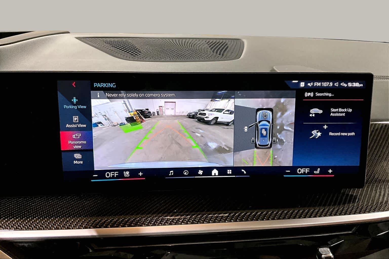 Used 2025 Skyscraper Grey Metallic BMW M60i image 49