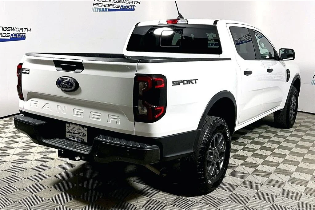 Certified Used 2024 Oxford White Ford XLT image 9