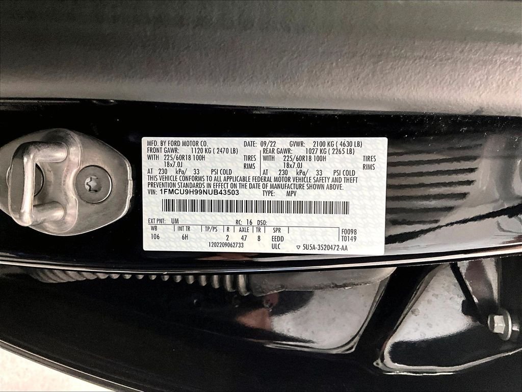 Used 2022 Black Metallic Ford SEL image 33