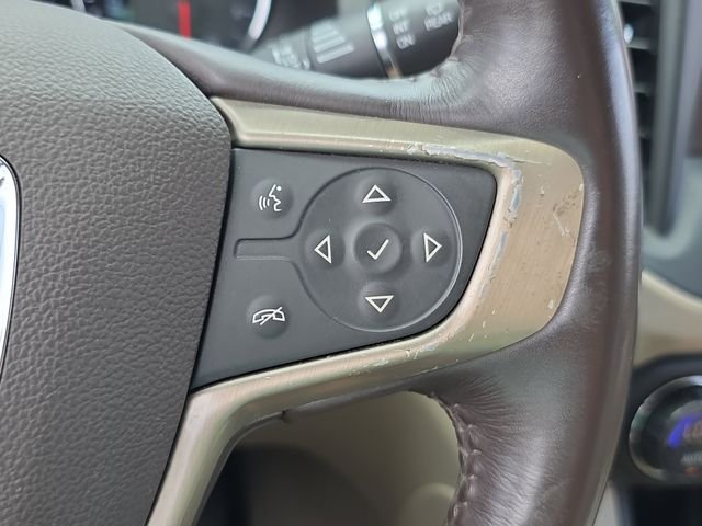 Used 2017 White Frost GMC Denali image 21
