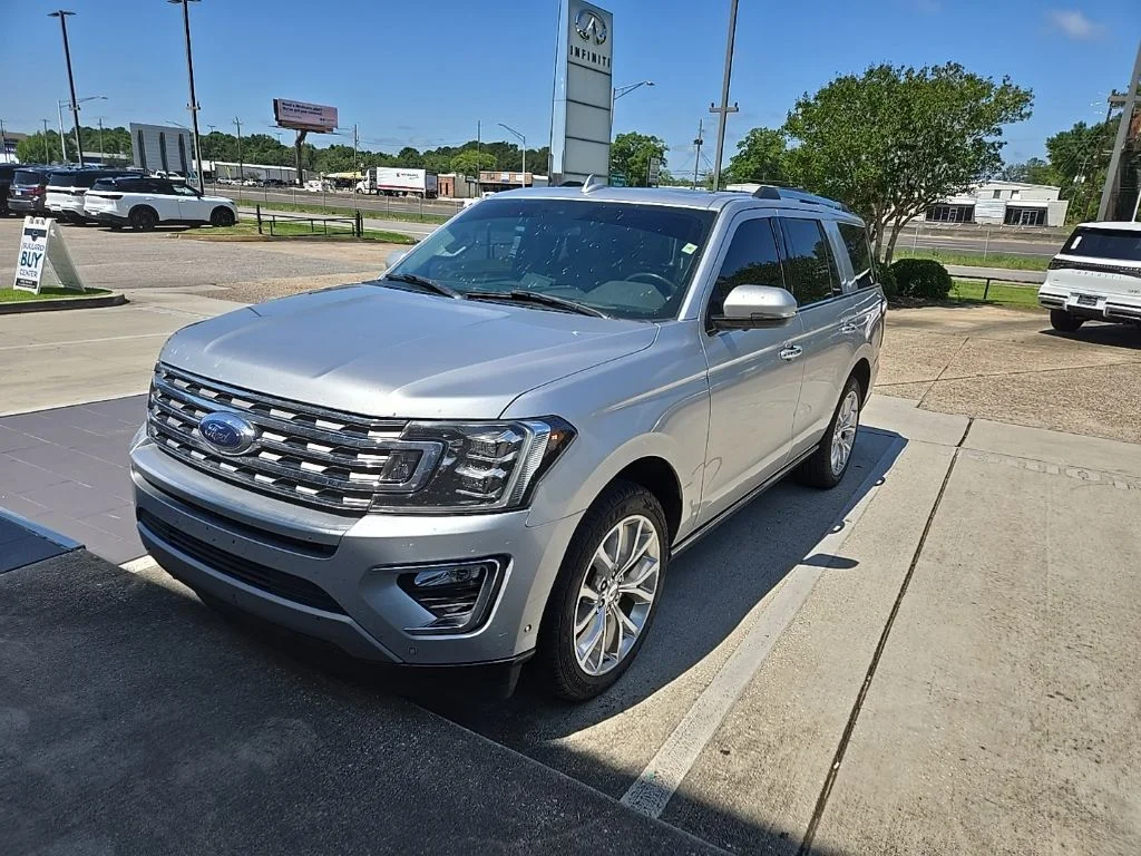 2019 Ford Expedition Limited's photo